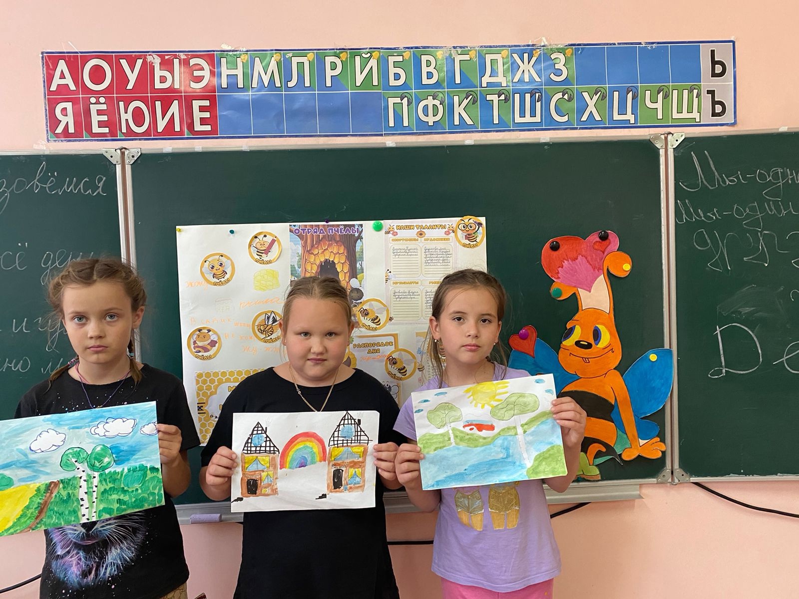 Сегодняшний день в лагере «Солнышко» прошёл под названием «День родного края»..